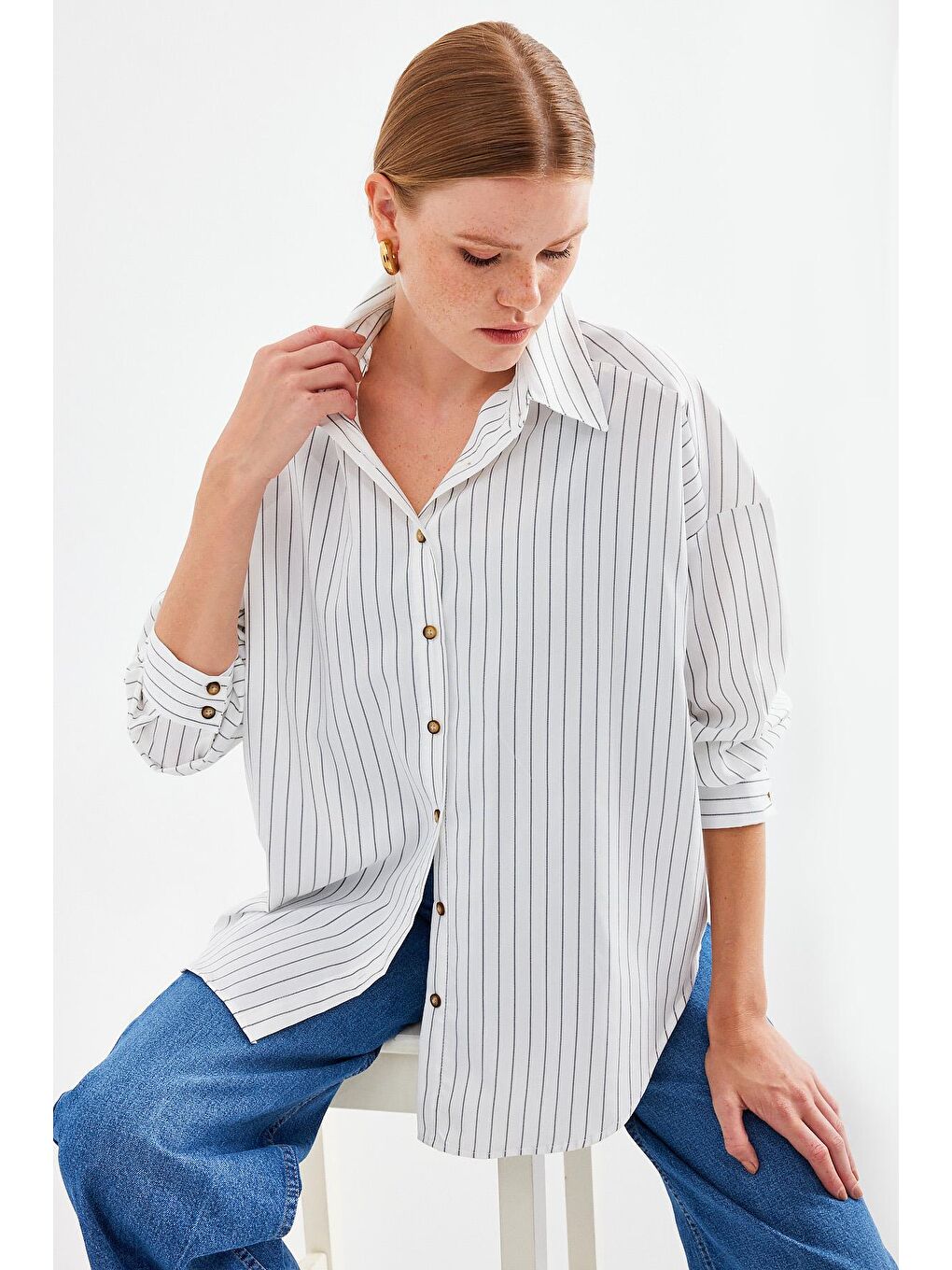 20208 Çizgili Oversize Uzun Basic Gömlek - Beyaz-3