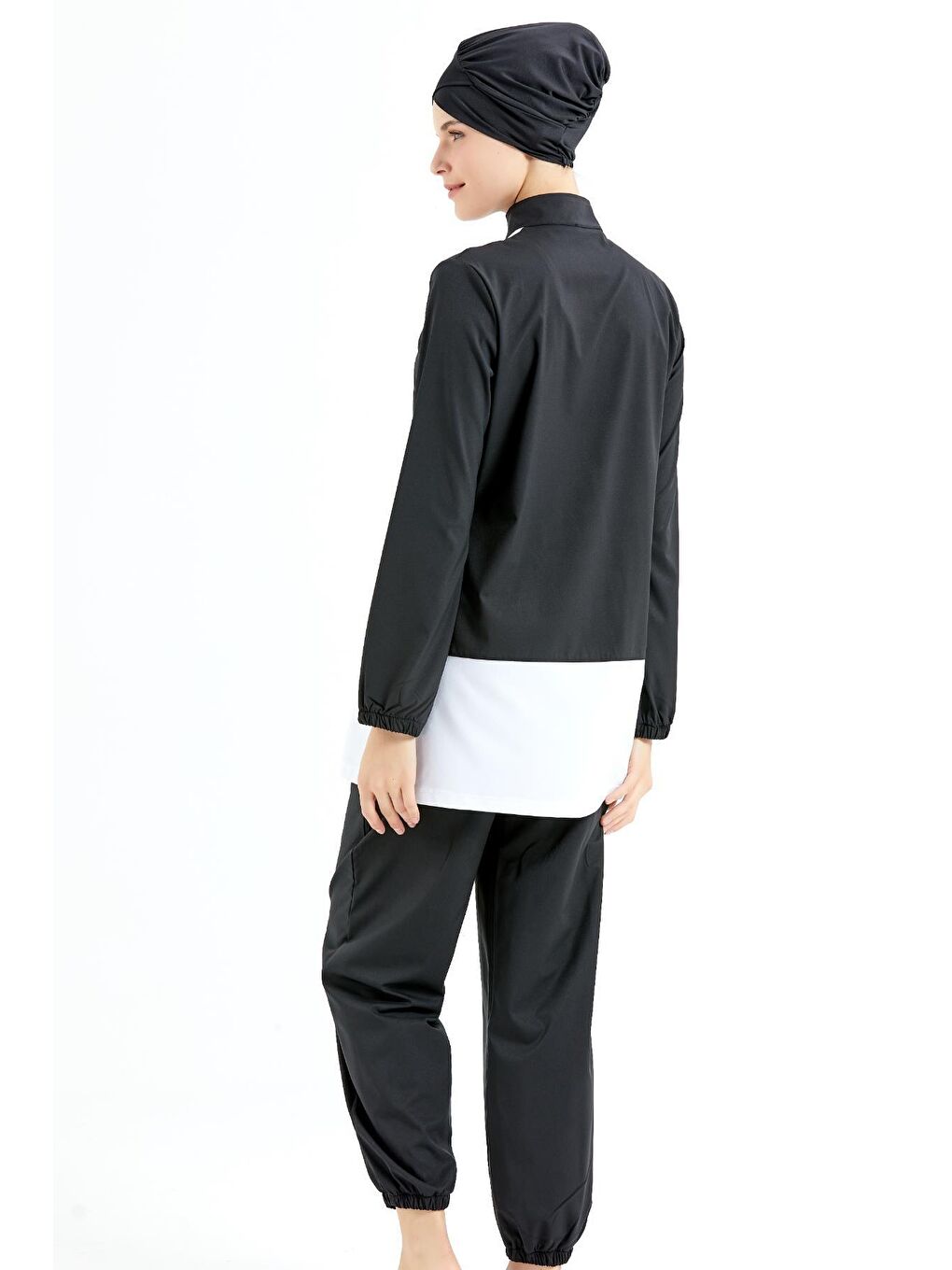 Tam Kapalı 4 Lü Tesettür Mayo 4130 Siyah/Beyaz-1