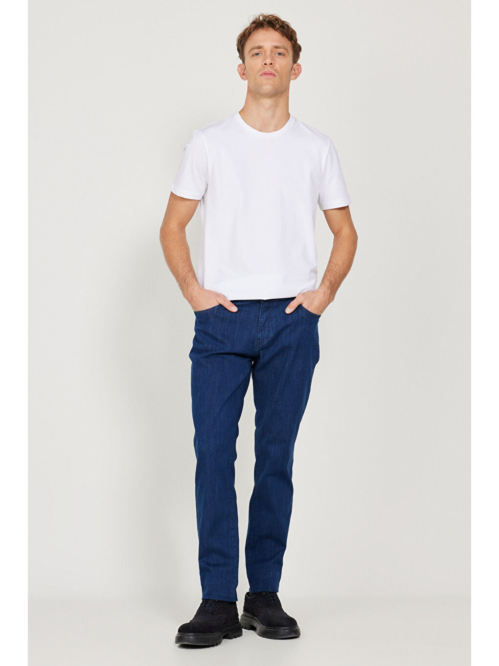 Erkek Mavi Slim Fit Dar Kesim 5 Cep Pamuklu Denim Jean Pantolon-2