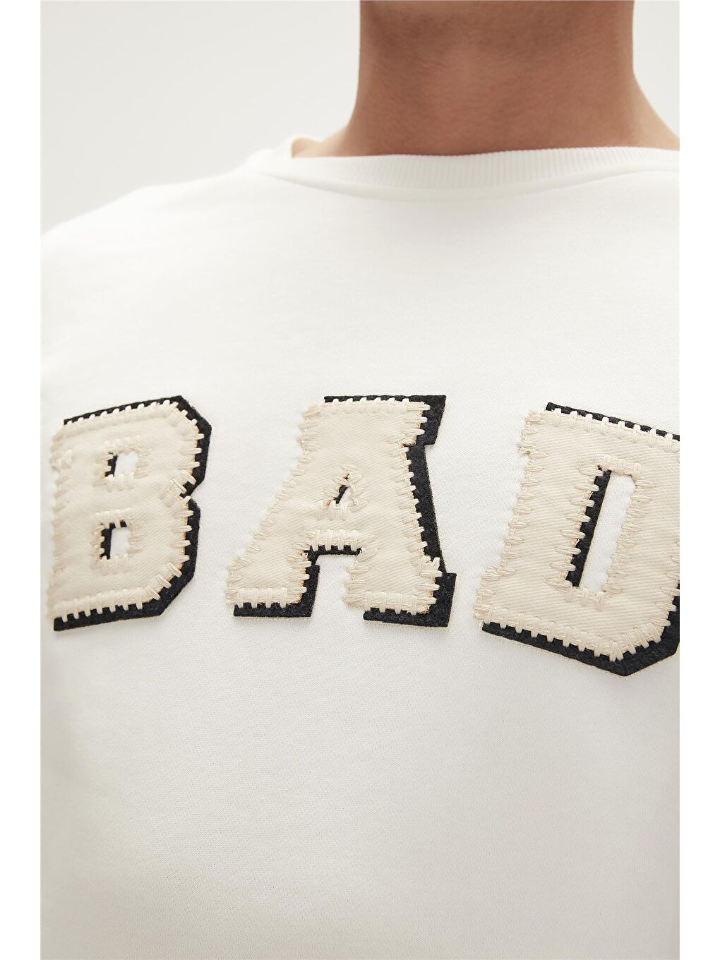 Bad Bear Beyaz Felt Crewneck Off-White Beyaz Erkek Sweatshirt - 2