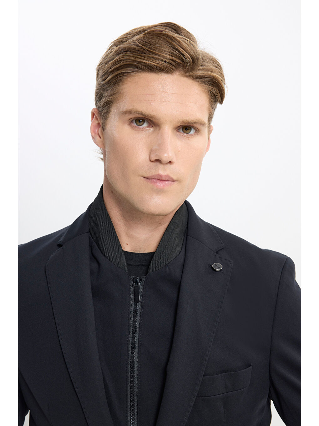 Erkek Siyah Slim Fit Dar Kesim Mono Yaka Cepli Ceket-3