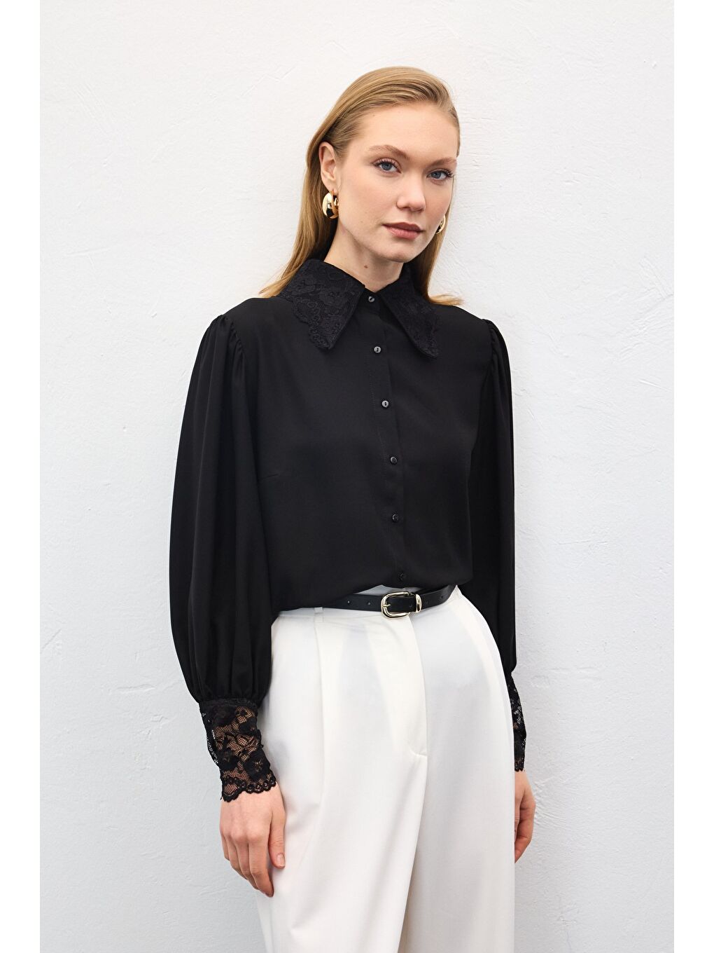 Dantel Manşetli Gömlek - Siyah-5