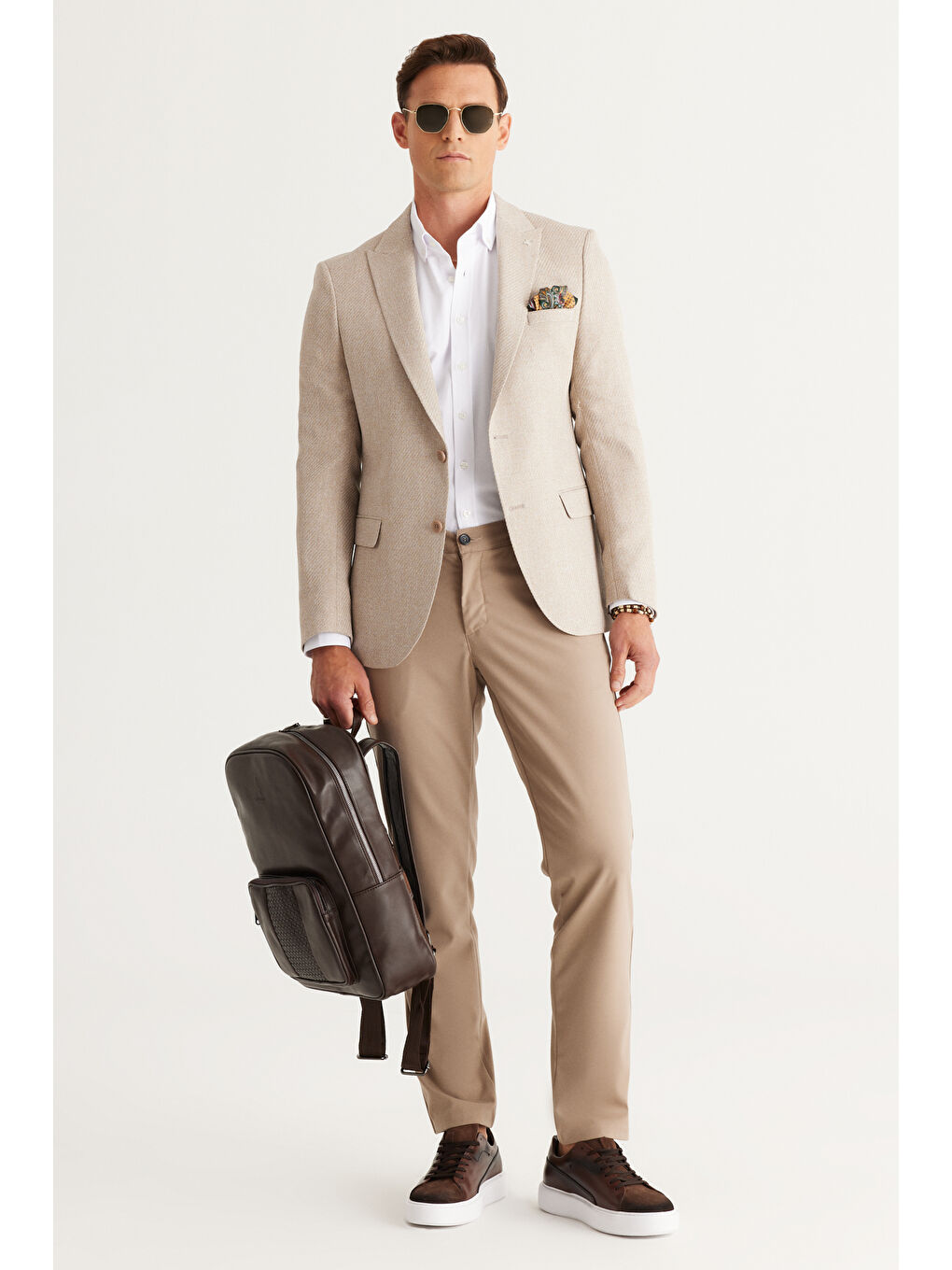 Erkek Bej Slim Fit Dar Kesim Kırlangıç Yaka Desenli Ceket-5