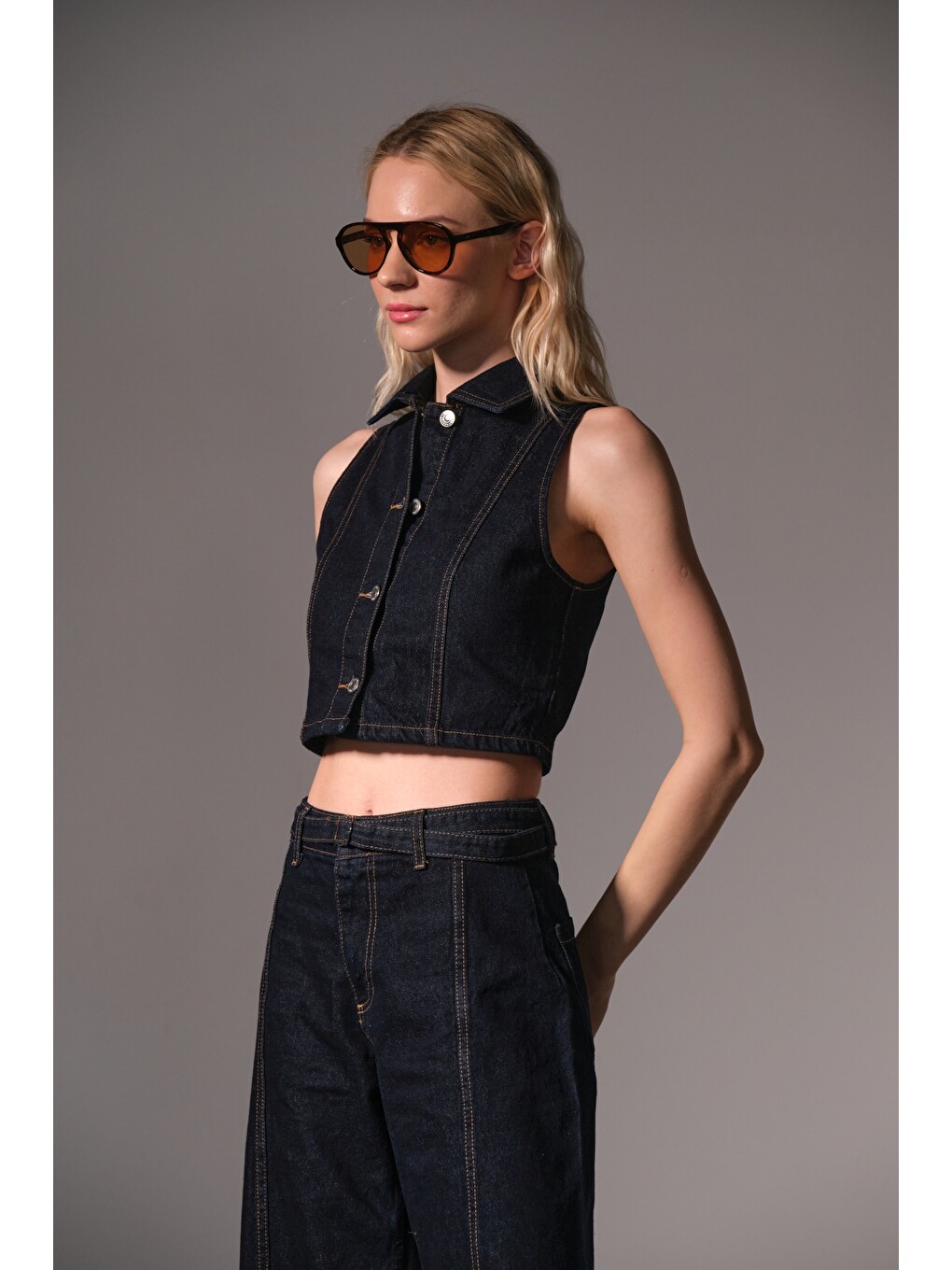 Mavi %100 Pamuk Raw Denim Kısa Metal Düğmeli Kolsuz kadın Jean Yelek @Modena-6