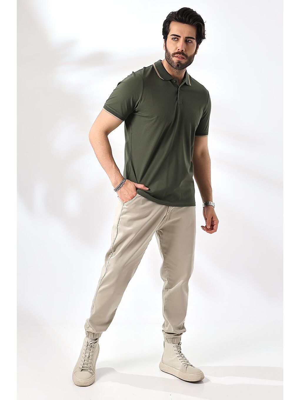 Erkek Haki Polo Yaka Elastanlı Garnili Pamuklu Tişört-1