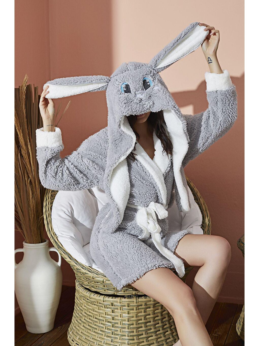 Gri Pelüş Tavşan Kulaklı Sherpa Sabahlık 8984 -4