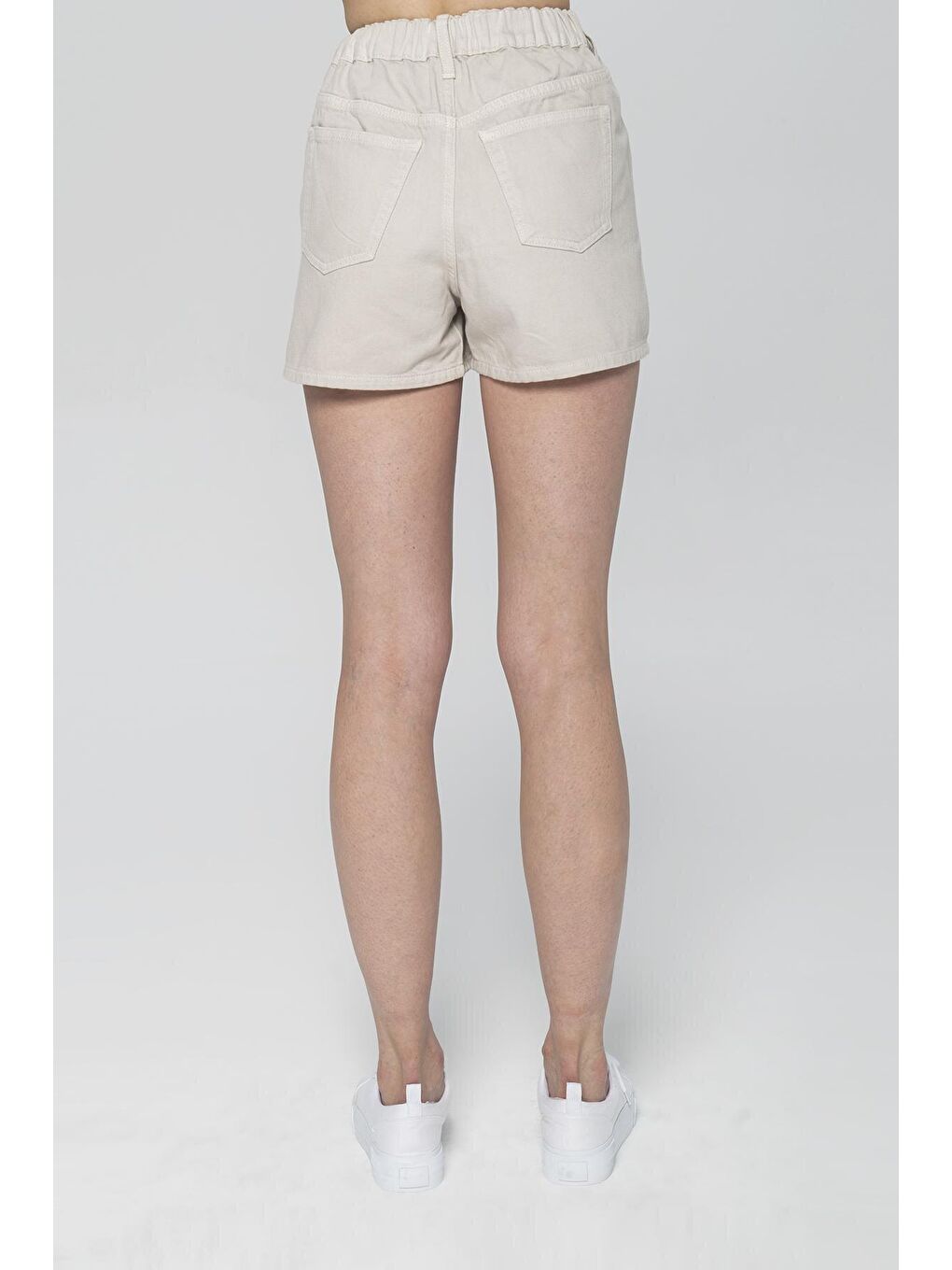 Bej Taş Rengi Beli Lastikli Kısa Şort C 4534-005-2