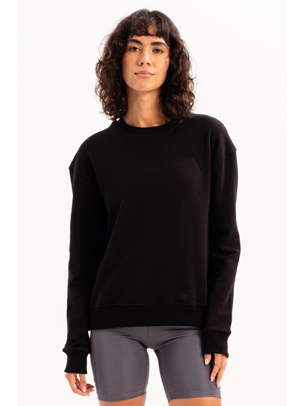 Bisiklet Yaka Basic Kalıp Kadın Sweatshirt Eşofman Üstü Aura Siyah-1