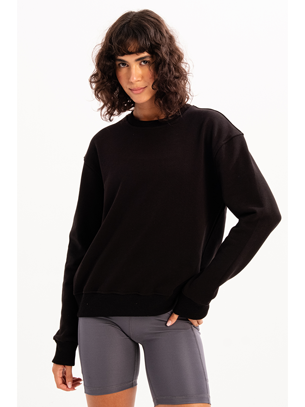 Bisiklet Yaka Basic Kalıp Kadın Sweatshirt Eşofman Üstü Aura Siyah-2