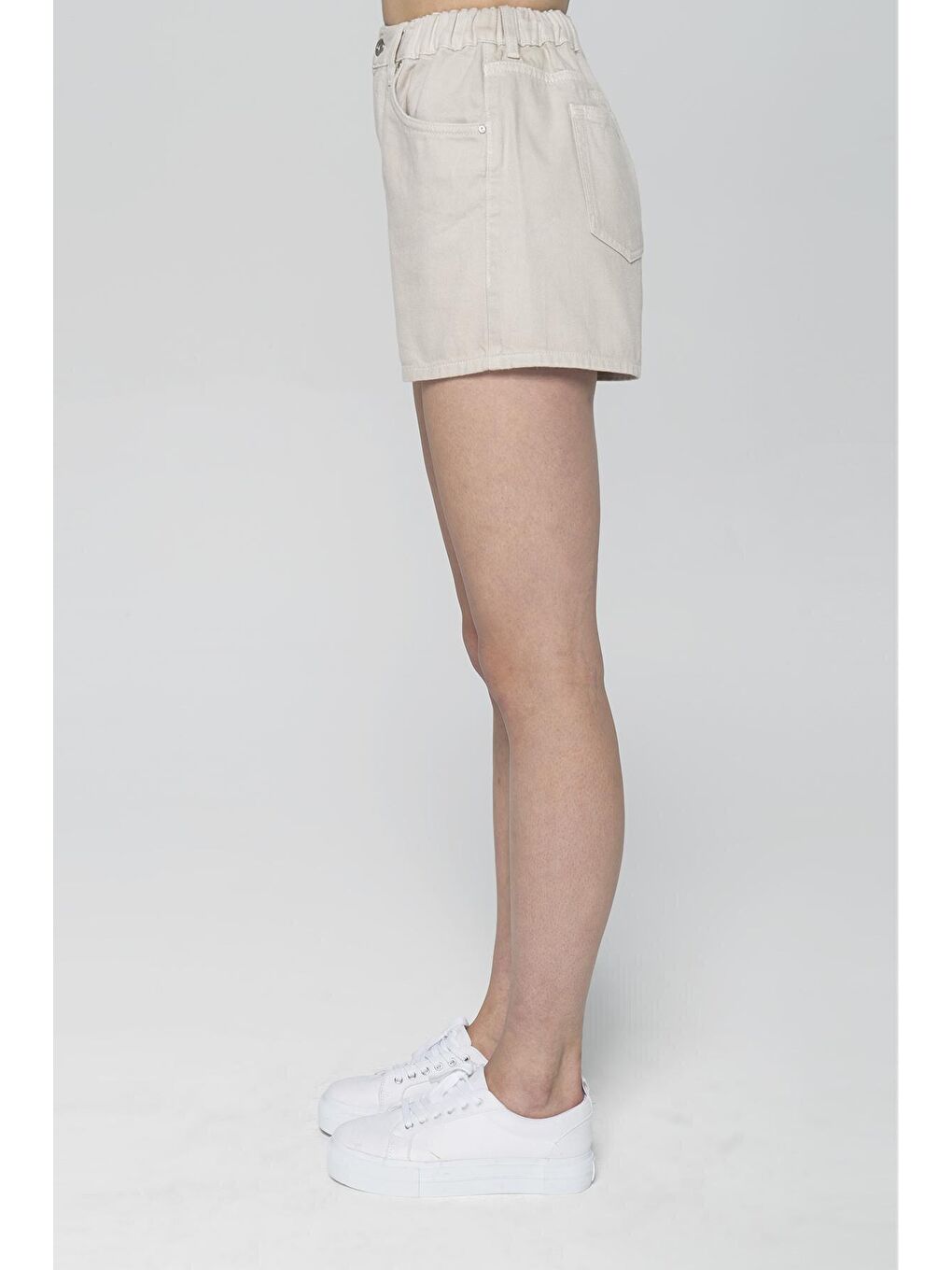 Bej Taş Rengi Beli Lastikli Kısa Şort C 4534-005-3