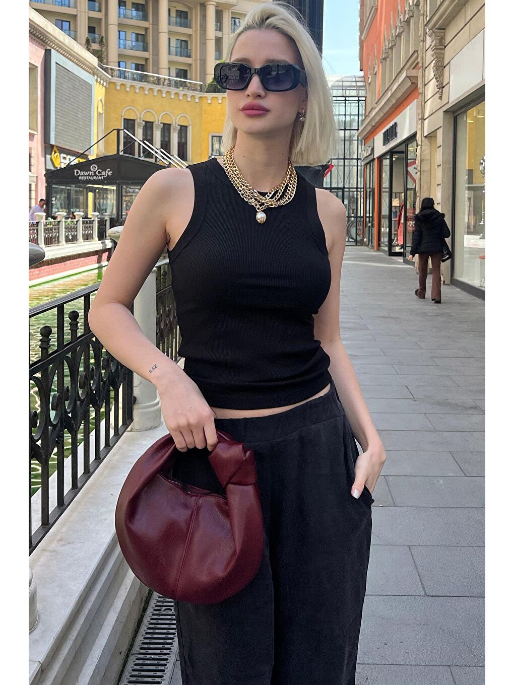 Siyah Kalın Askılı Regular Kesim Basic Atlet Mg2059-3