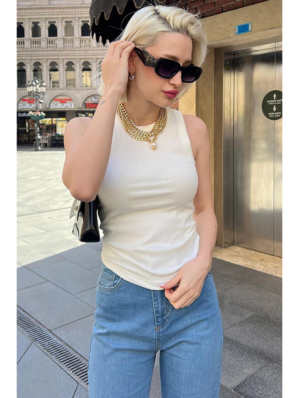 Beyaz Kalın Askılı Regular Kesim Basic Atlet Mg2059-3