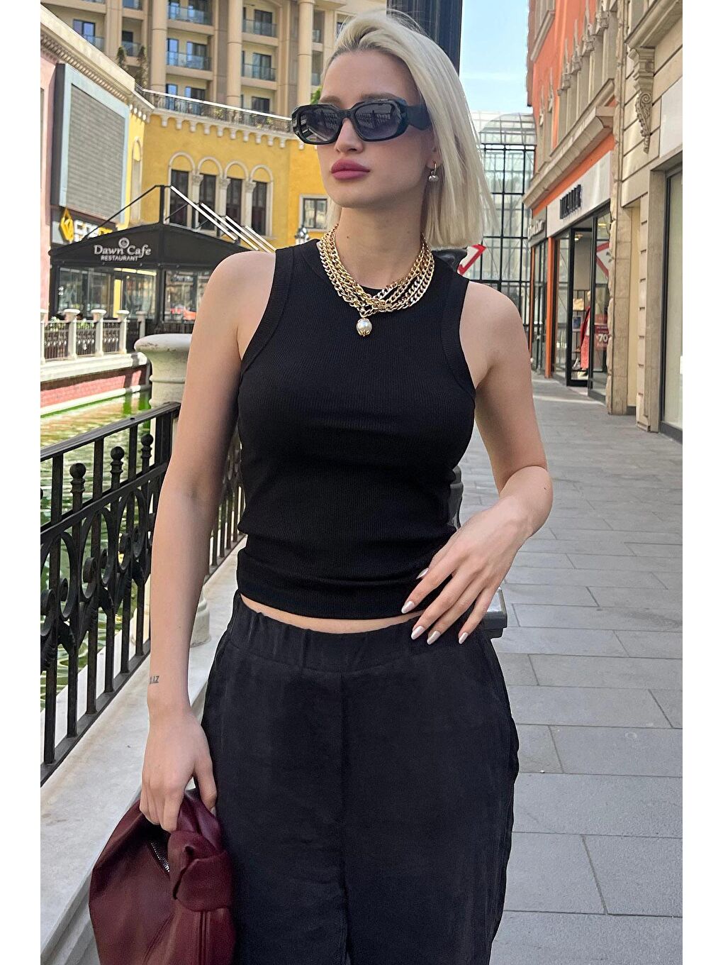 Siyah Kalın Askılı Regular Kesim Basic Atlet Mg2059-4