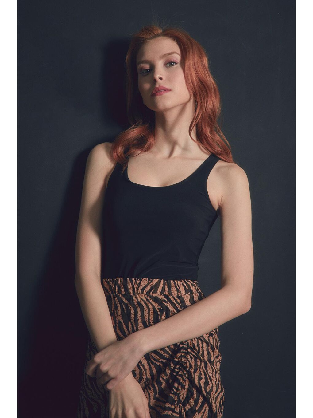 Siyah Basic U Yaka Body-2