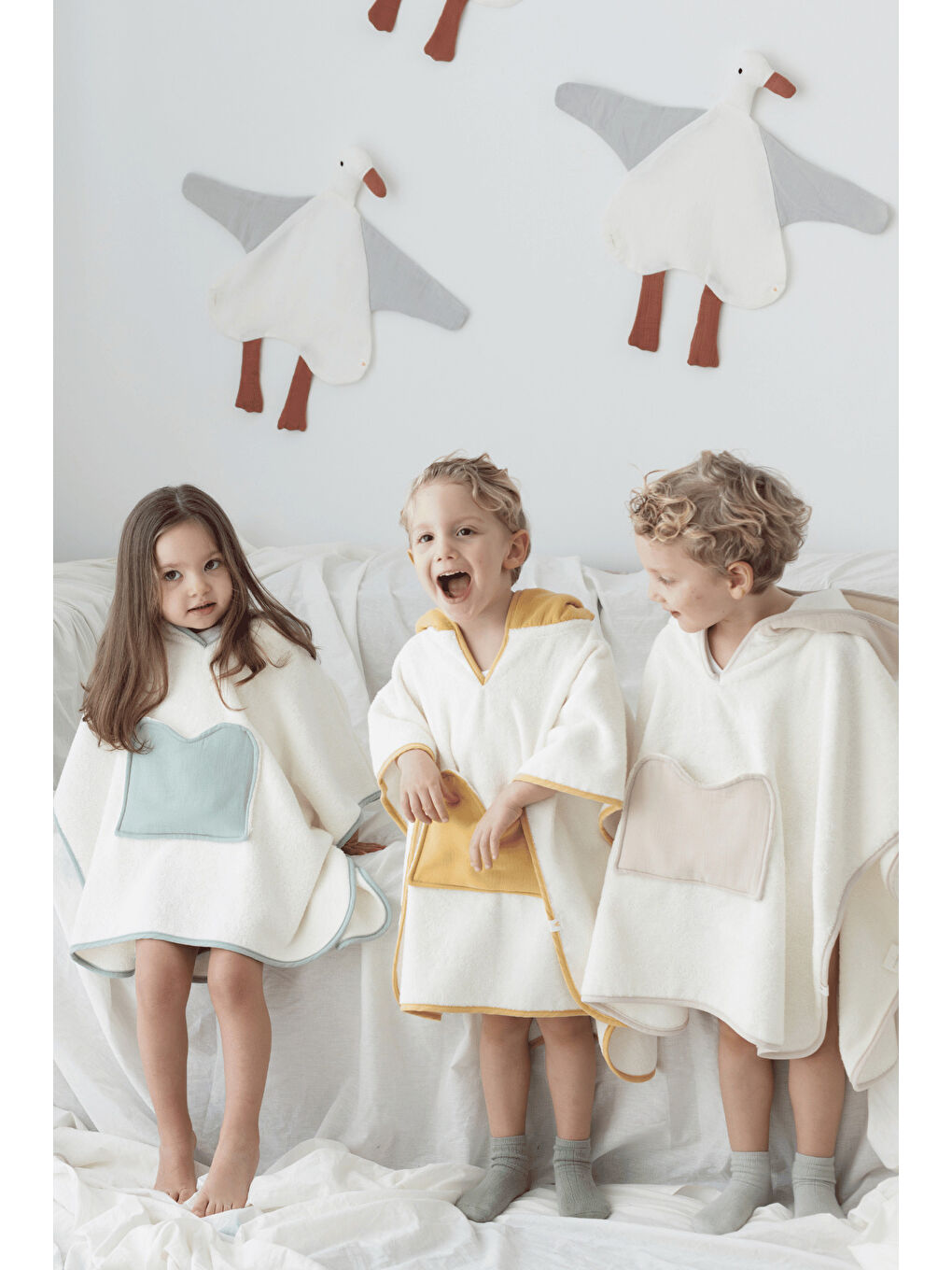 Kahverengi Joy of Colors Organik Pamuk Müslin Detaylı Çocuk Panço Hardal-2