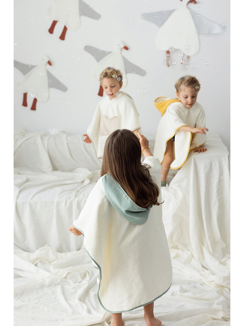 Kahverengi Joy of Colors Organik Pamuk Müslin Detaylı Çocuk Panço Hardal-4