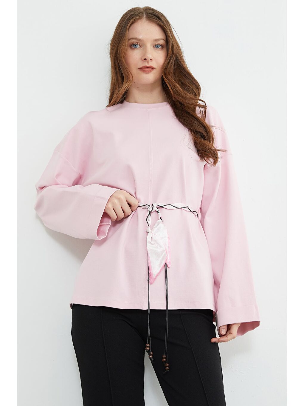 Pembe Fullamodest Kemerli Yırtmaçlı Geniş Kol Tunik