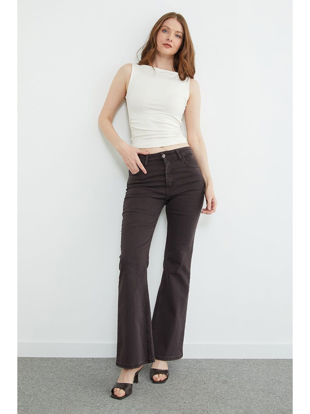 Ekru Yanları Drapeli Kayık Yaka Bluz-3