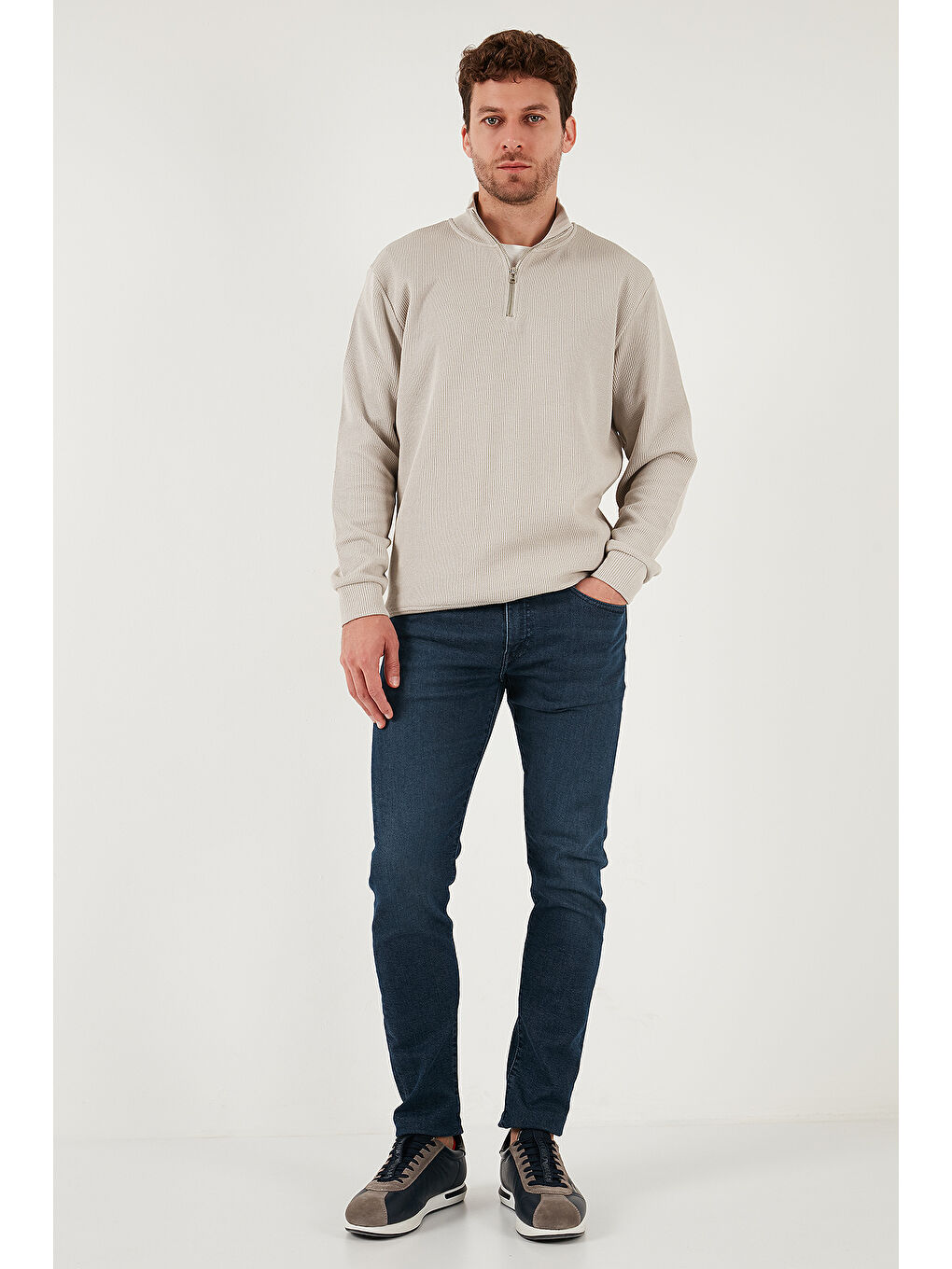 Bej Pamuklu Relaxed Fit Yarım Fermuarlı Sıfır Yaka Örme Sweat 5901076-1