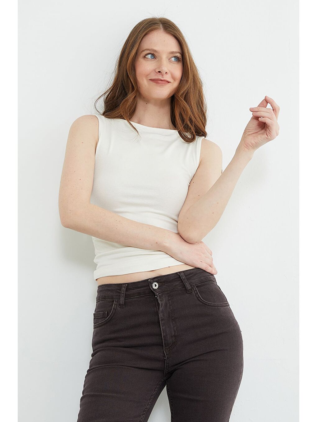 Ekru Yanları Drapeli Kayık Yaka Bluz-4