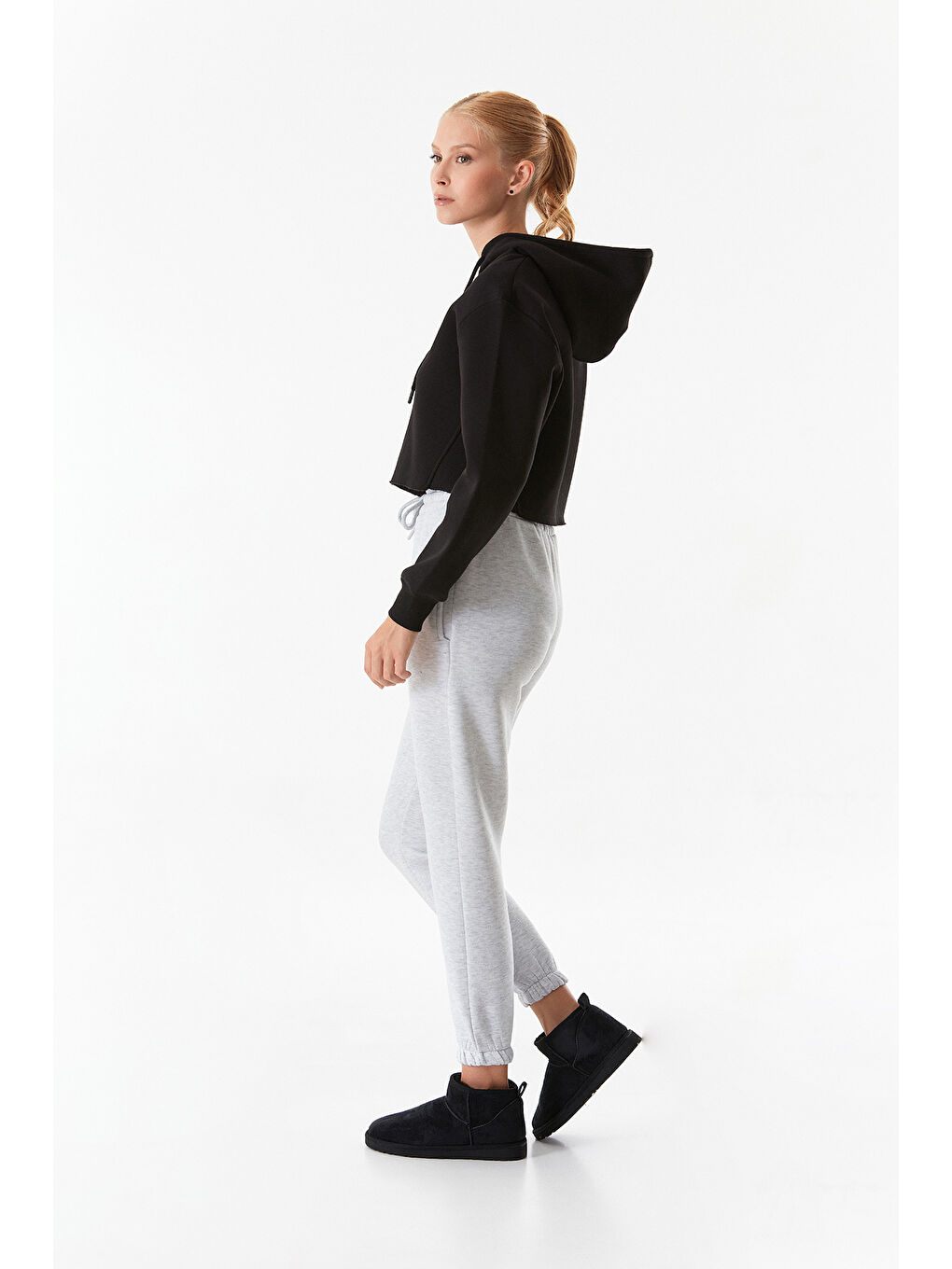 Fullamoda Siyah Basic Kapüşonlu Crop Sweatshirt - 4