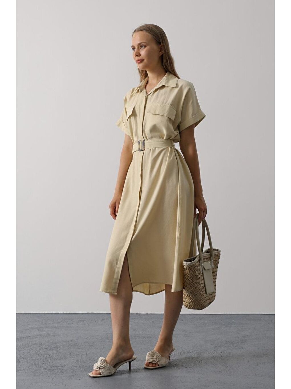 Kuşaklı Cep Detaylı Yarım Kol Elbise - Ekru-1