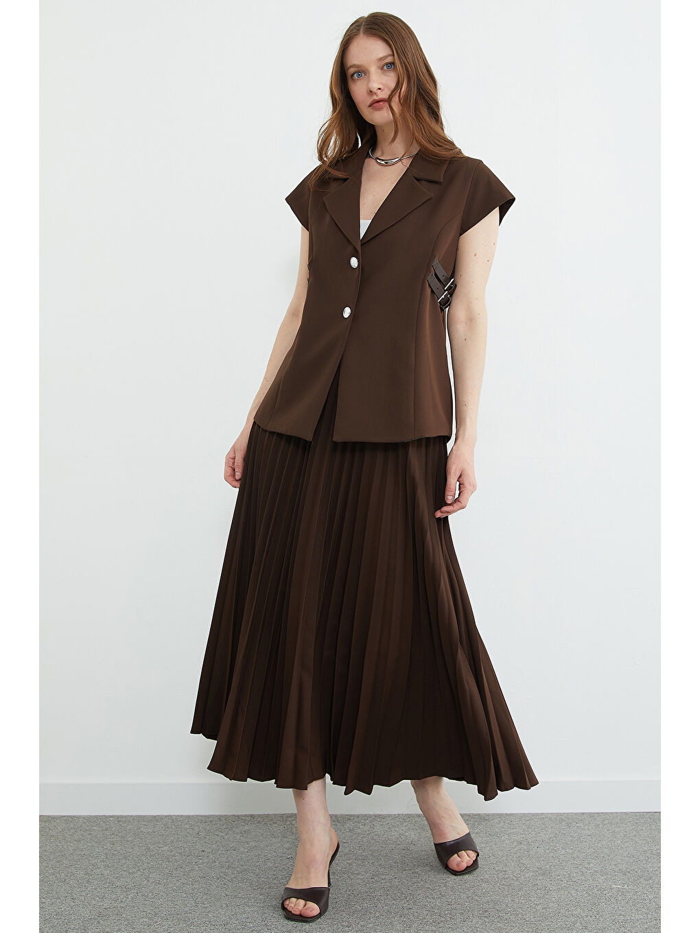 Kahverengi Kemer Detaylı Yelekli Etek 2 Li Takım-4