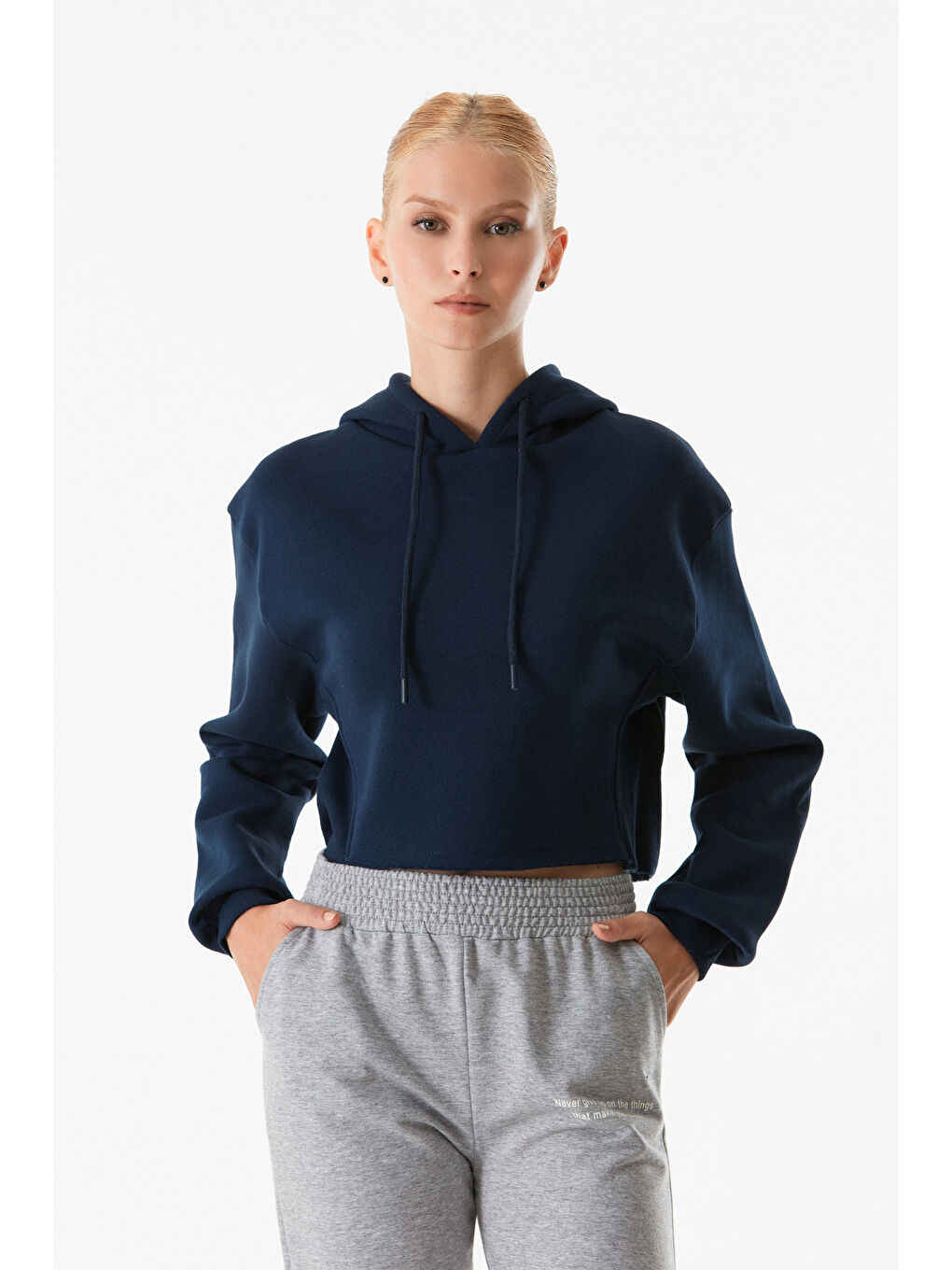 Fullamoda Lacivert Basic Kapüşonlu Crop Sweatshirt