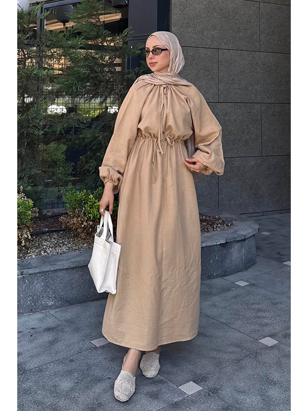 Balon Kol Bağlamalı Tesettür Elbise Kum Beji-1