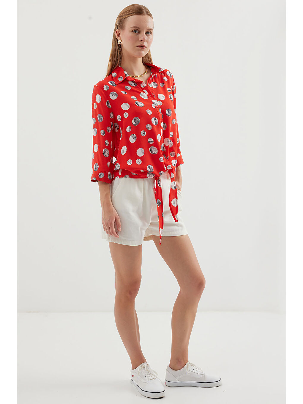 20243 Önü Bağlamalı Desenli Gömlek - Kırmızı-2