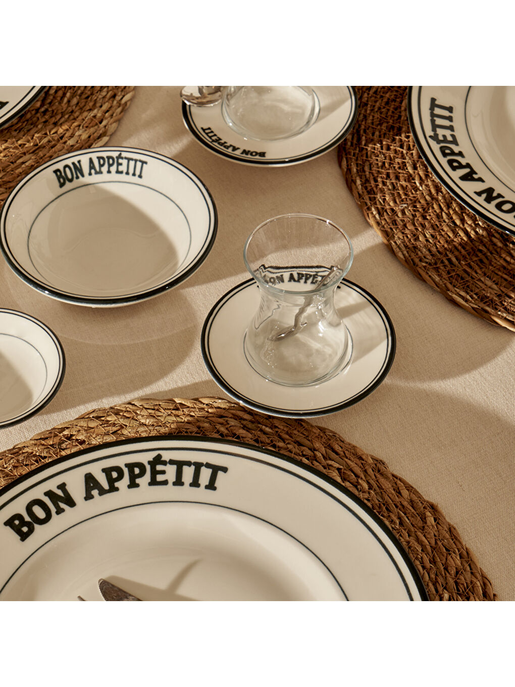 Bon Appetit 44 Parça Yemek Ve Kahvaltı Takımı Siyah-3