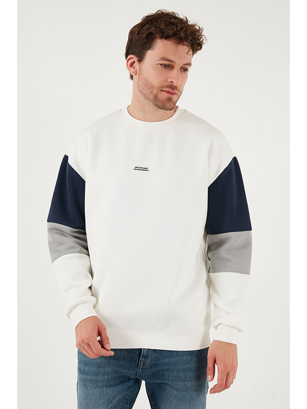 Ekru Pamuklu Relaxed Fit Bisiklet Yaka Şardonlu Renk Bloklu Sweat 5905298T-3