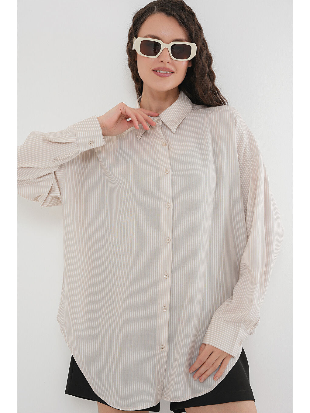 Ekru Kadın Çizgili Oversize Gömlek 20295 - Krem-2
