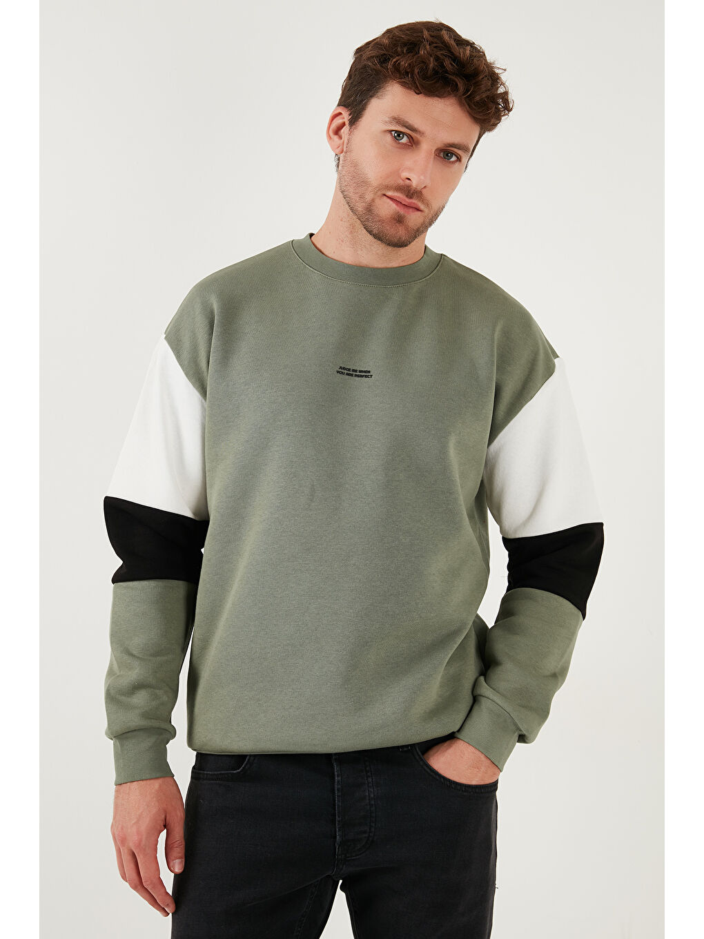 Haki Pamuklu Relaxed Fit Bisiklet Yaka Şardonlu Renk Bloklu Sweat 5905298T-2