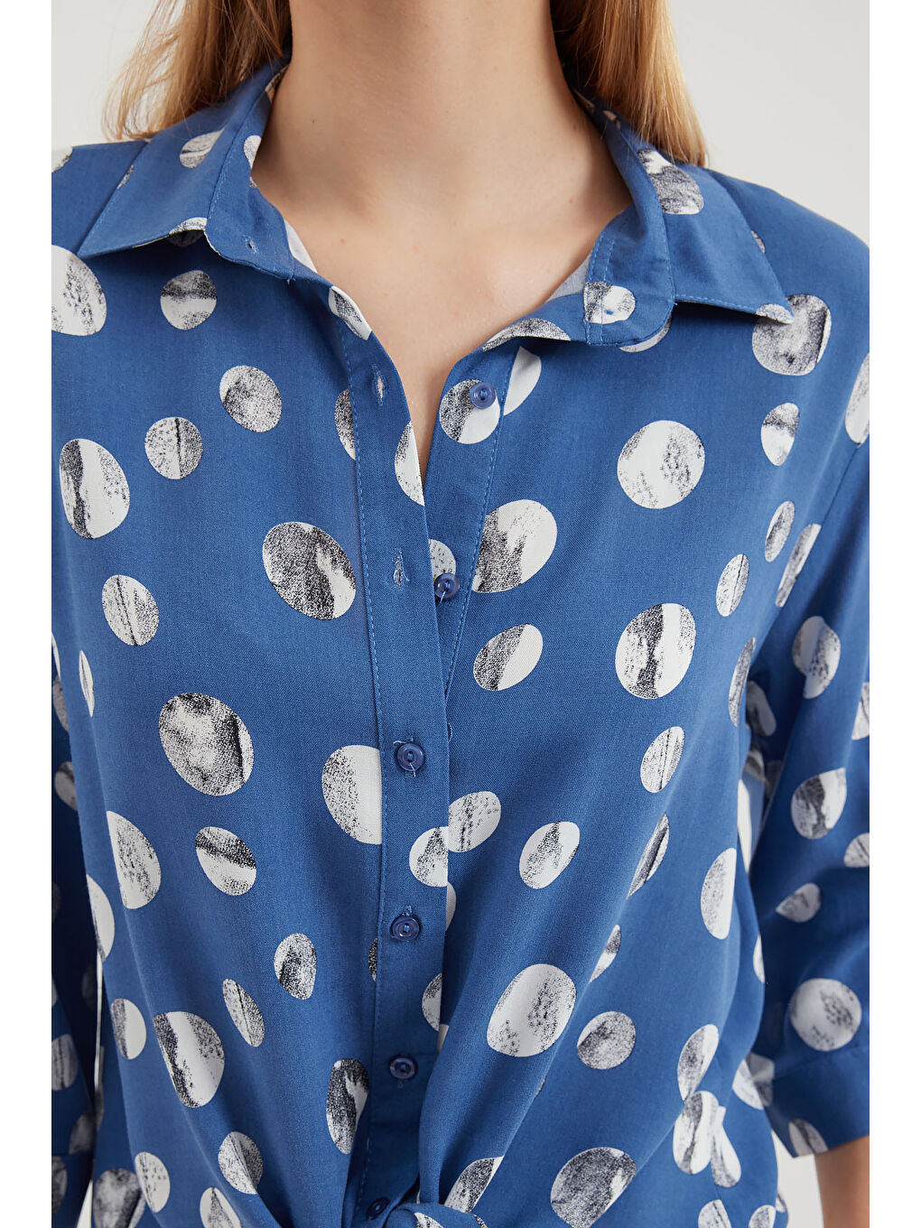 20243 Önü Bağlamalı Desenli Gömlek - İndigo-3