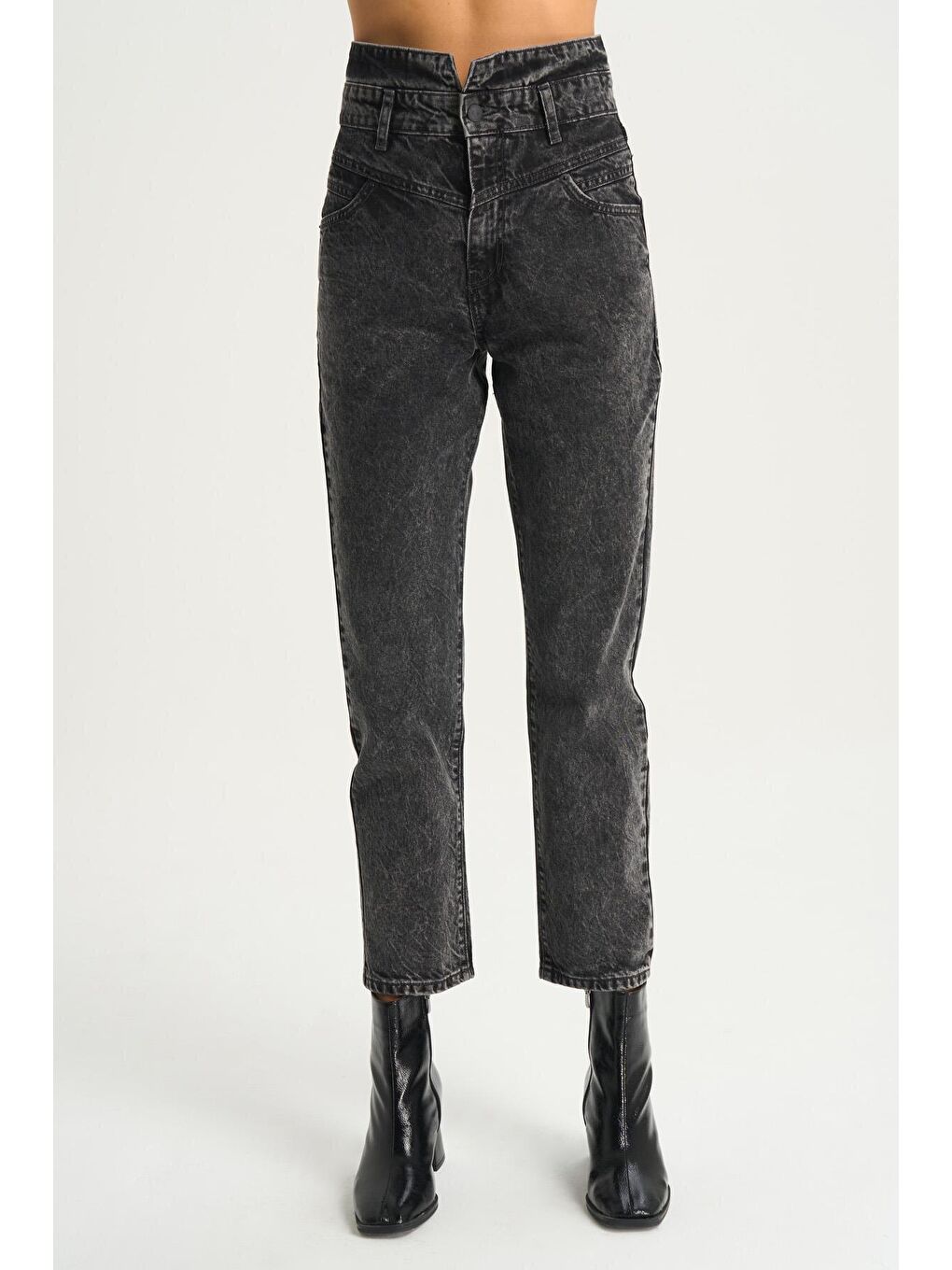 Kadın Antrasit Yüksek Bel Kemer Detaylı Mom Jean Pantolon C 4525-121-1