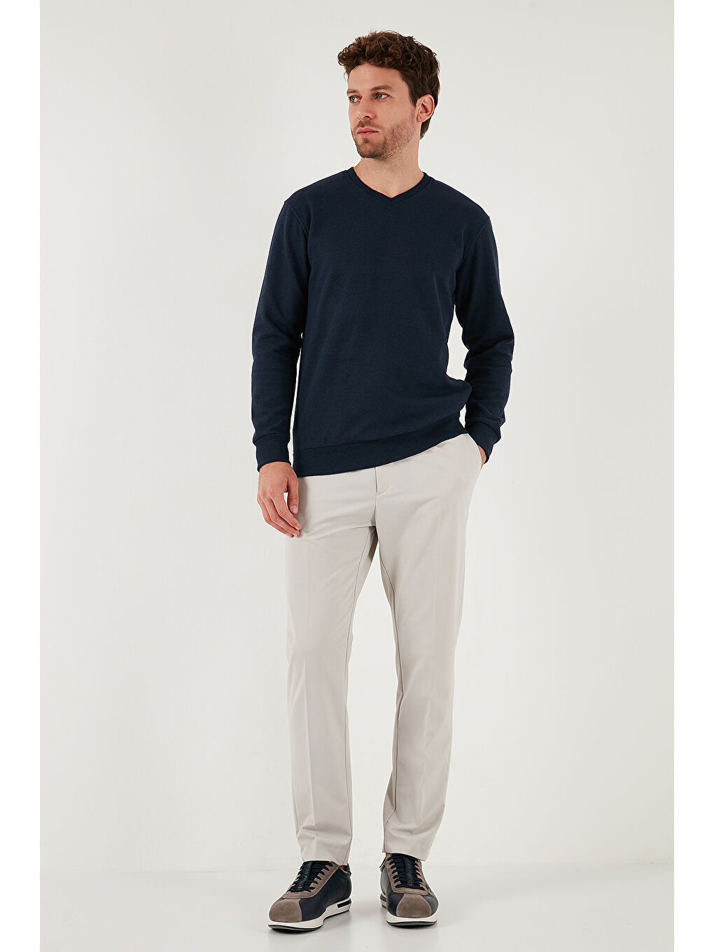 Lacivert Pamuklu Regular Fit V Yaka Büyük Beden Kazak 456202-1