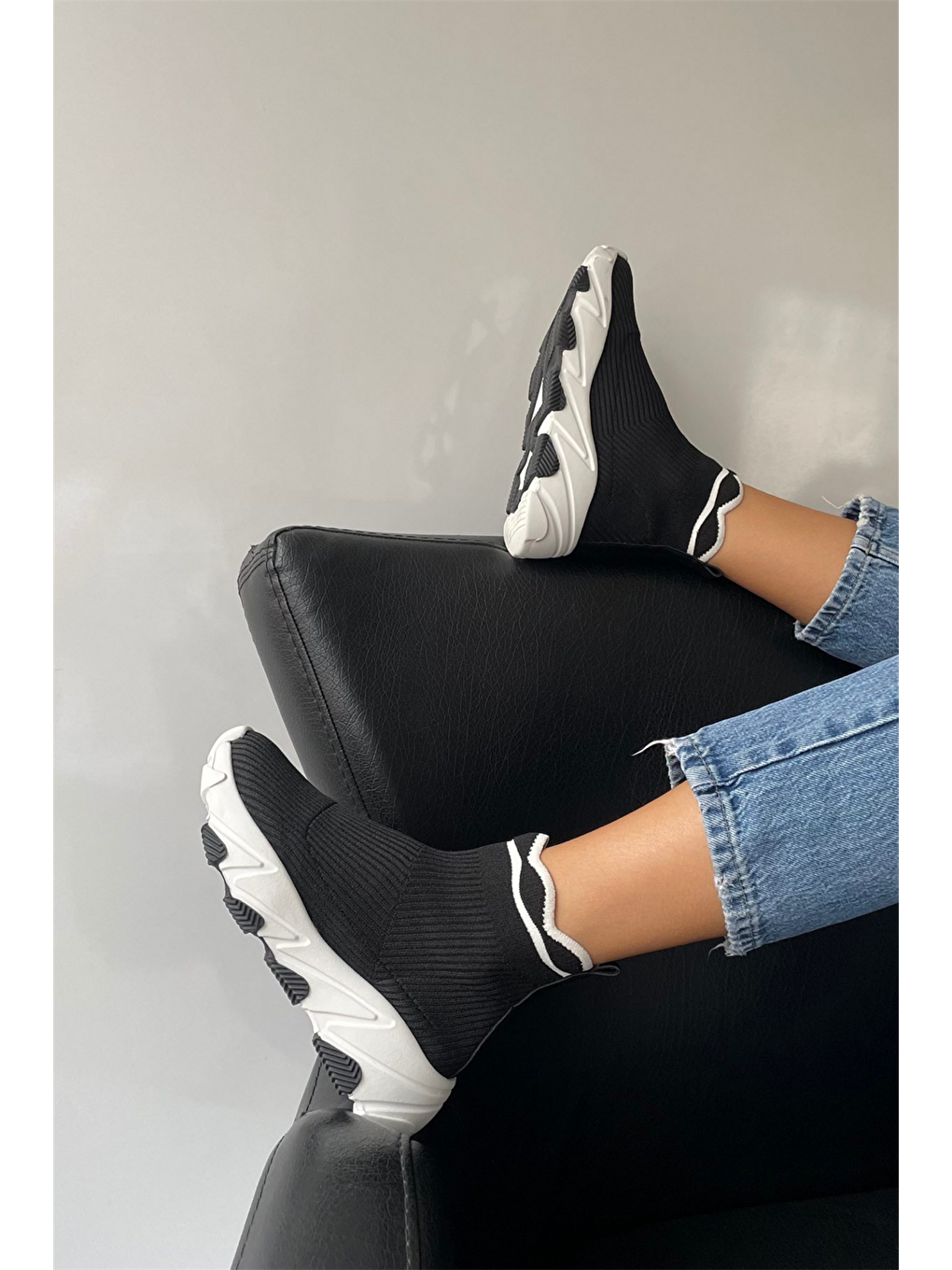 Siyah Kadın Triko Bot SİYAH BEYAZ-2