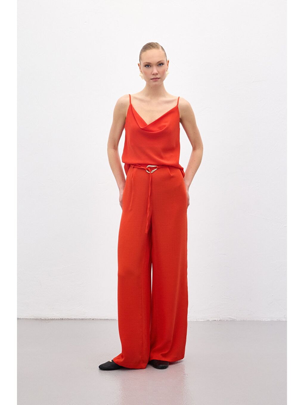 Turuncu Kemerli Salaş Pantolon - Oranj-2