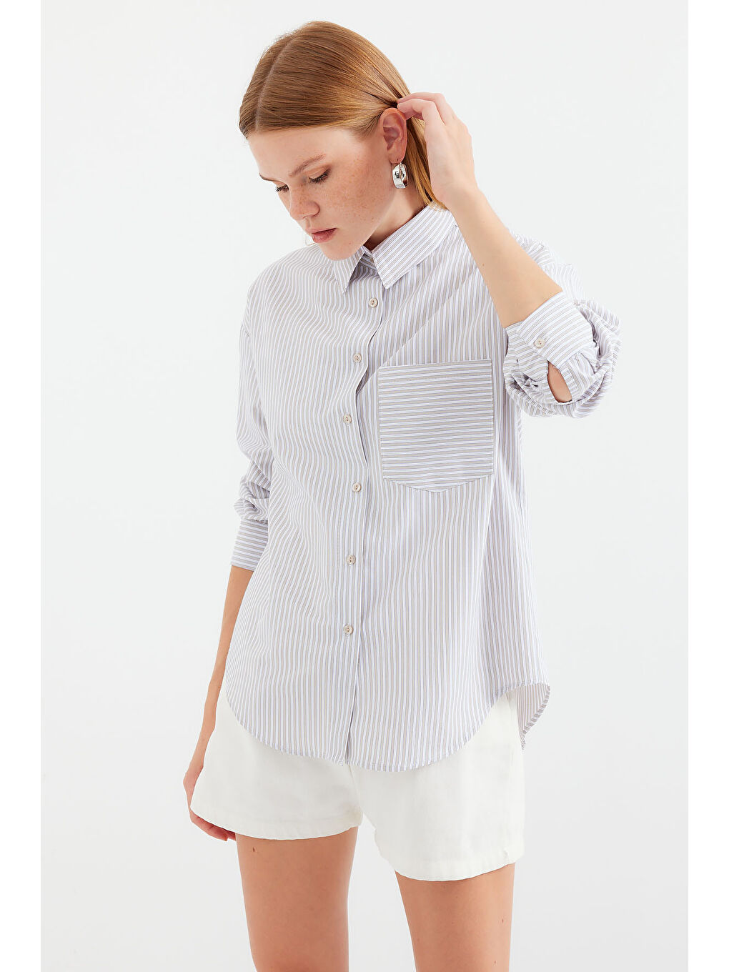 20212 Tek Cepli Çizgili Oversize Gömlek - Bej-1