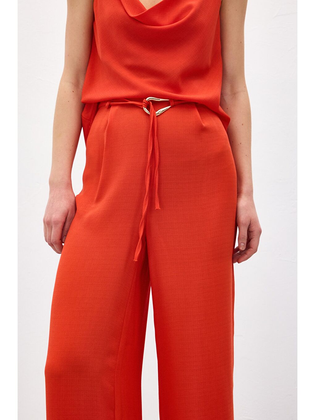 Turuncu Kemerli Salaş Pantolon - Oranj-5