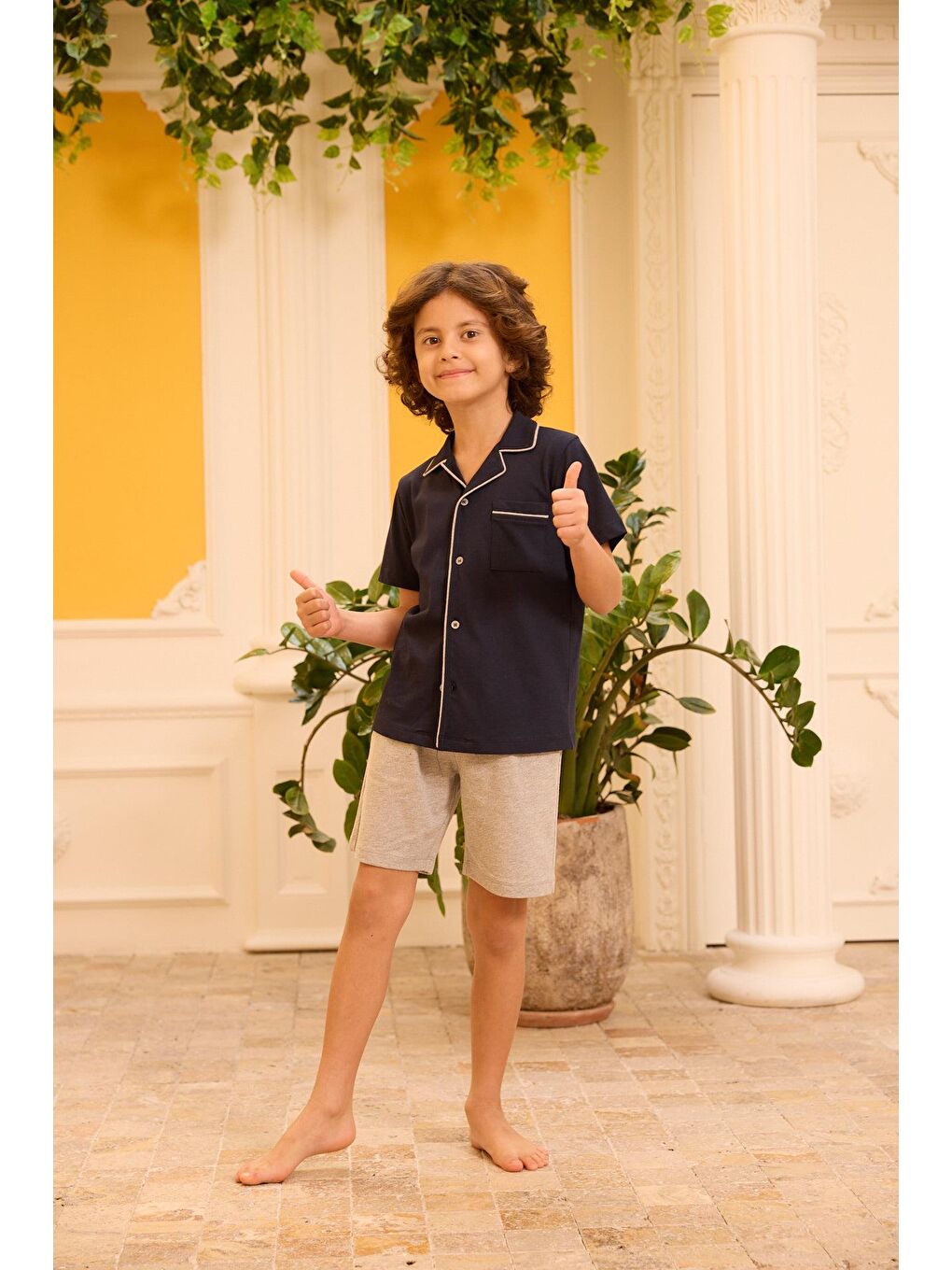 Erkek Çocuk Lacivert Renkli Düğmeli Şortlu Pijama Takımı-4