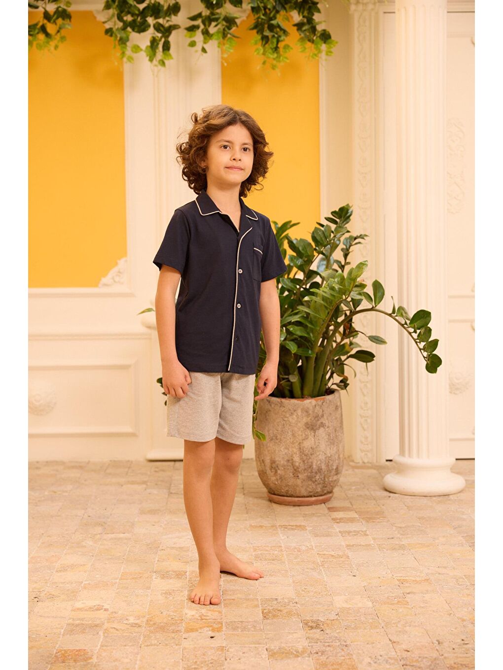 Erkek Çocuk Lacivert Renkli Düğmeli Şortlu Pijama Takımı-6