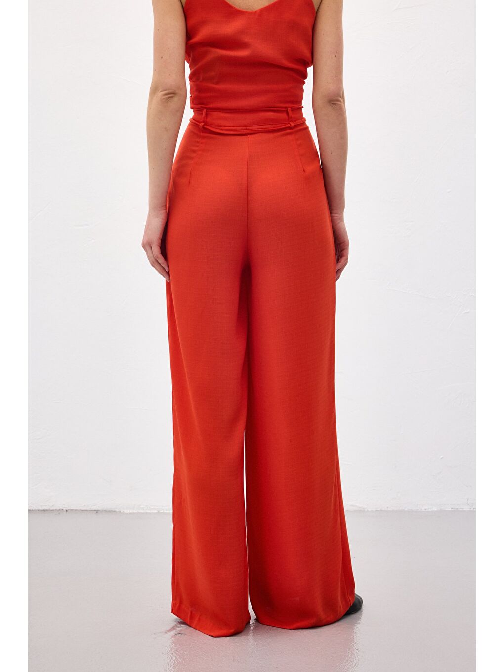 Turuncu Kemerli Salaş Pantolon - Oranj-7