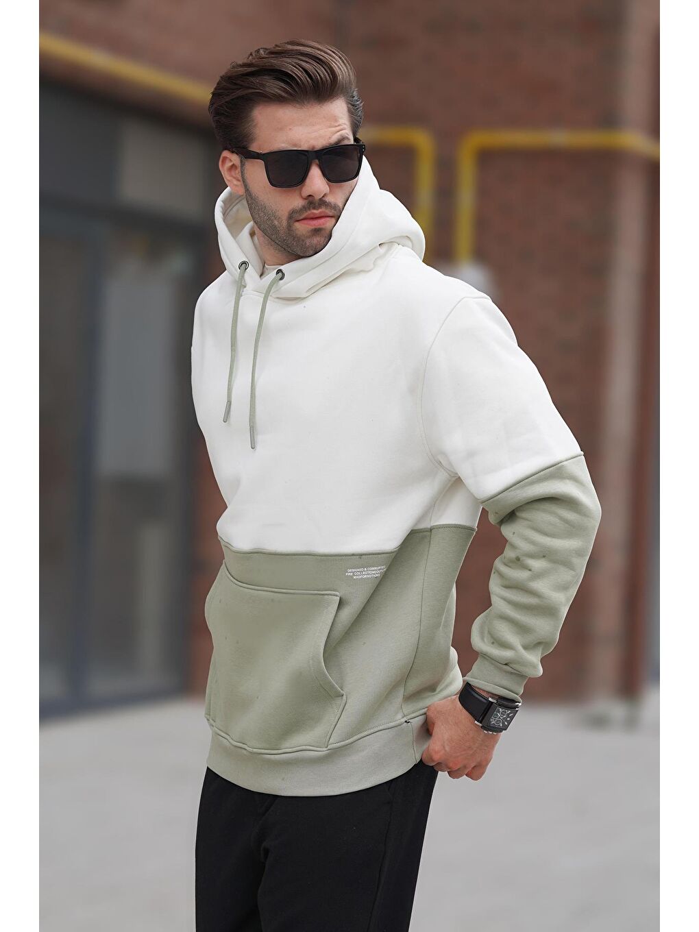 Madmext Ekru Kapüşonlu Renk Bloklu Baskı Detaylı Erkek Sweatshirt 7046 - 1