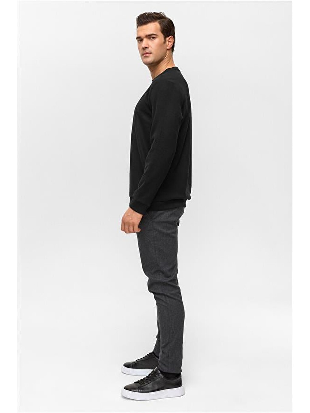 Siyah Regular Düz Bisiklet Yaka Sweatshirt-3