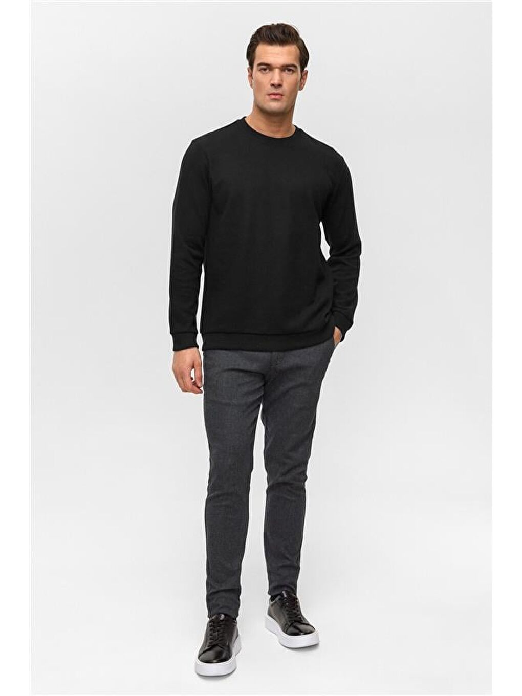 Siyah Regular Düz Bisiklet Yaka Sweatshirt-5