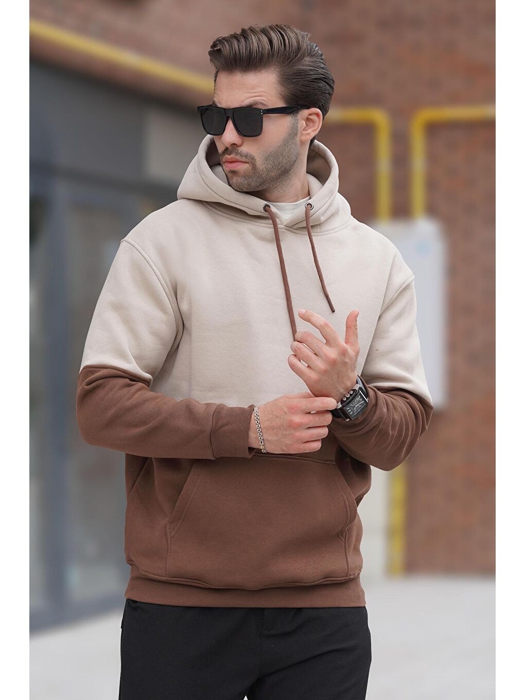 Madmext Bej Kapüşonlu Renk Bloklu Baskı Detaylı Erkek Sweatshirt 7046 - 1