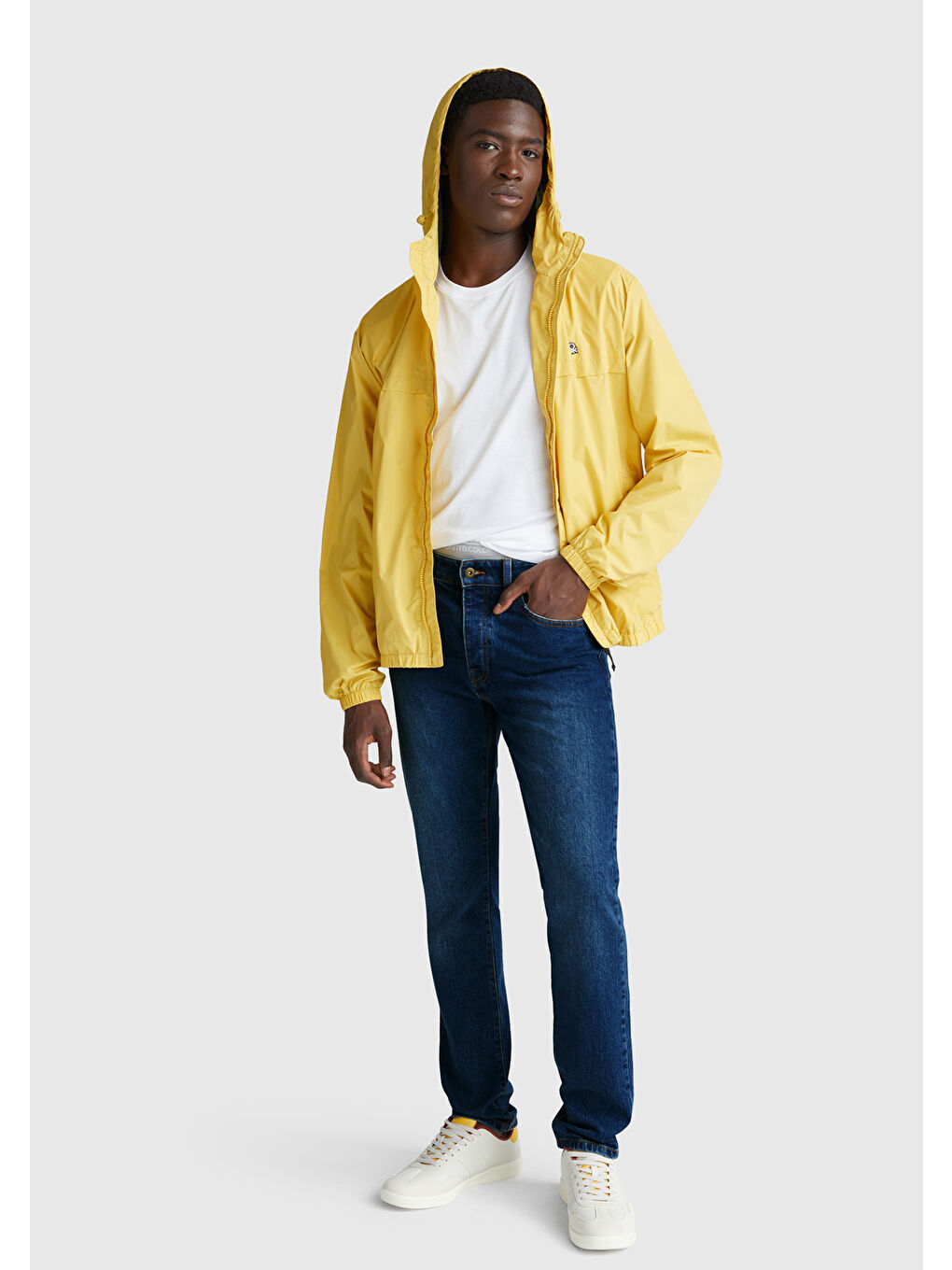 Erkek Koyu Mavi Pamuk Karışımlı Arkası Logo Etiketli Cepli Slim Fit Denim Pantolon-4