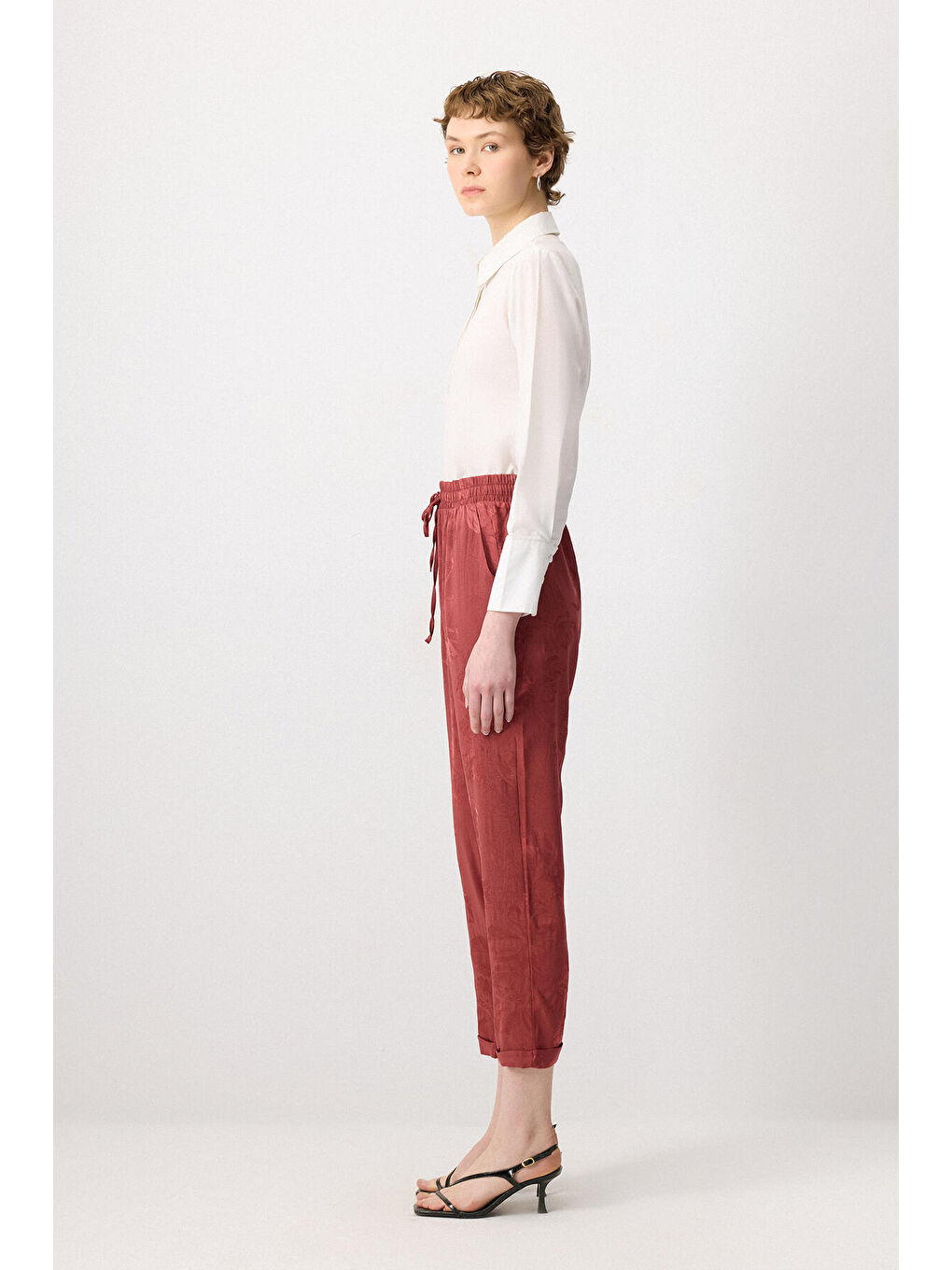 Bordo Beli Lastikli Jakarlı Pantolon-1